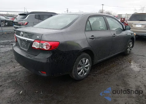 2011 Toyota Corolla Le z USA, uszkodzony, nr VIN JTDBU4EE3B9137571